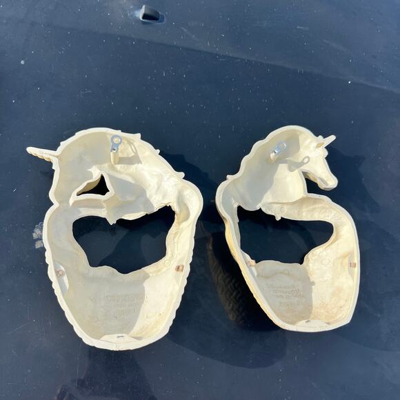 1987 Burwood Unicorn Wall Pocket Pair 2819-1 & 2819-2 Ivory Gold USA Regency - Picture 3 of 16